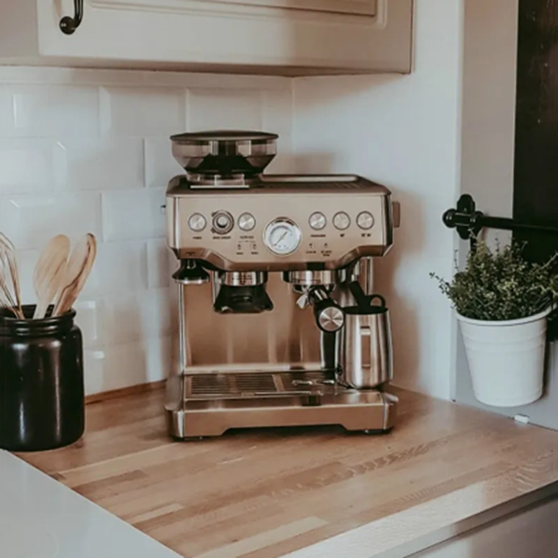 Breville Espresso Bes870 - ماكينة صنع قهوة اسبريسو جديدة من